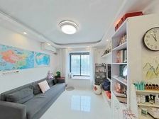 300平大露台,地铁口,双,婚房装修,带地暖