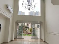 雅居乐映珀湾畔联排别墅 前后花园 可改4房 保养不错