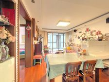 新上高区标准三室,地铁100米距离,精装可拎包带车位