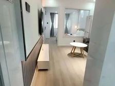 全屋精装修 南北通透 可以直接拎包入住 看房方便房东诚意出售