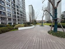 105板块国贸140平大平层,次新房精装修,改善自住的好房子