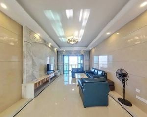 广州番禺雅居乐剑桥汇 一线江景 大平层业主直降急售可谈