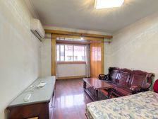 梅川路旁金祥坊南北通一室一厅诚意出售