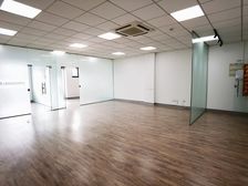 5号线银都地铁旁丨一降到底精装办公室丨凯龙如果大小可选小独栋