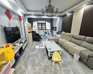 带百平大露台,地铁口,联泰精装通透三房,采光视野无档,急售