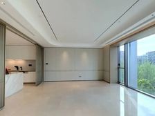 紧邻地铁,配套设施齐全,性价比190.5平保利世博项目