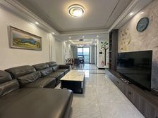 雅居乐花园 双卫生间 满五 小三居 装修好 电梯房