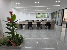 CBD绿地峰会天下200平5加1格局30人工位24H空调