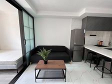 小区中心位置楼层好,功能 拎包入住满五,刚需上车诚售