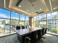 成渝立交(50含物业带家具!)双面采光 6隔间30工位地铁口