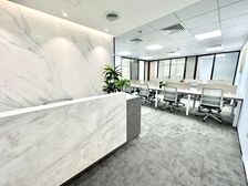 大连路商圈 保利绿地广场 现房241平 精装修带家具 地铁口
