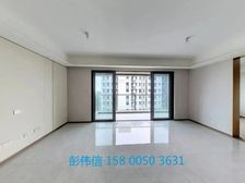 业主置换郊区别墅 降.价60万出售 带车位 近地铁