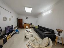 东区新美琴市场旁 电梯3房 新净 送家具