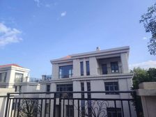 澎湖湾 双拼别墅 前后花园 超大地下室 大面积 总价低