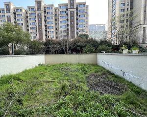 紫金台地排带南北花园,358万带车位,全小区醉低价