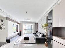 次新小区,精装大三室,全屋定制家具,