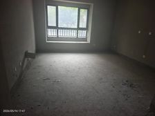 一楼 直隶新城 毛坯三室 南北通透 小区新 环境好 可贷款