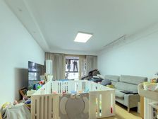 满五年,东边套全明,内环内电梯房,1梯2户。