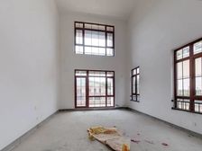 上保利西山林语一期 独栋 400平大庭院