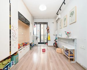 龙岗琳珠华庭3室2厅,拎包入住,车位充足,高性价比