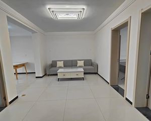 三中滏阳小学 安居小区中间楼层精装通透全明两居院内停车超方便