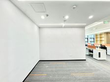 高新金融城甲级写字楼 259.8平办公空间 日租1.9元/平