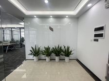 珠江新城高层三面采光 精装修 每天均有空调 配套会议室路演厅