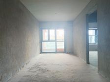 和黄御峰(四期) 商业配套成熟 次新房 近地铁 得房好