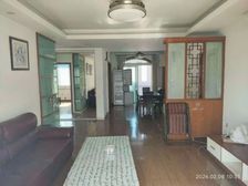 裕兴花园 双卫格局 中间好楼层 产权清晰 精装可拎包入住