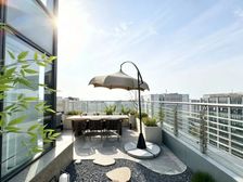 徐汇地铁口 顶复Loft赠送四个独享大露台 精装全配带车位