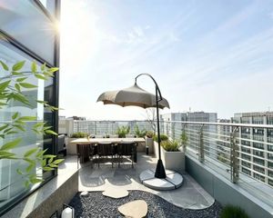 徐汇地铁口 顶复Loft赠送四个独享大露台 精装全配带车位