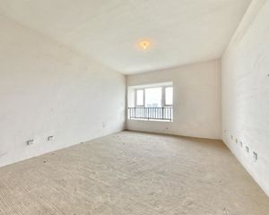 锦东庭园 3室2厅 东南