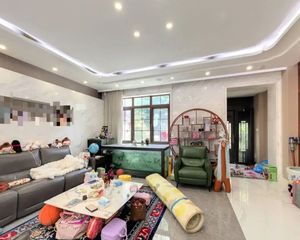 东五环远洋天著293㎡城市联排,五卧四厅四卫,私家电梯花园