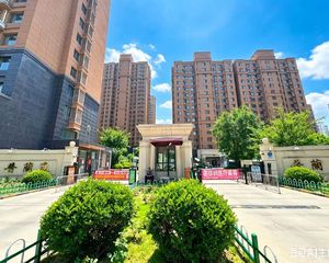 普兰庭 138平 精装四室 南向中层 满二住宅