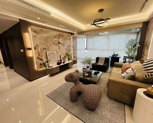 东城樵顺广场旁 豪华装修 2个上车奶油风格 来电送车位