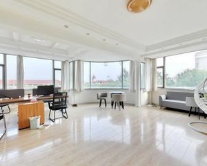 荣美御园 3室2厅 191.21平