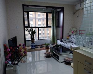 七一路长城大街 park湾 一室50平29万 中间楼层 朝南