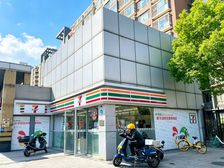 保真急售!地铁口200米丶年租金33万丶门前带外摆丶个人可买