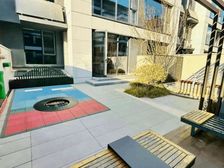 市政后花园环翠区 下叠别墅带南面大院子 上下三层精装一线海景