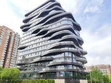 朝阳公园200米,20年次新房,低市场价3500万,满配精装