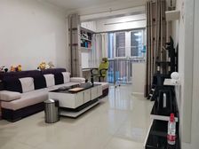 精装一室一厅 老本 价格可议 看房方便 诚心出售 拎包可住