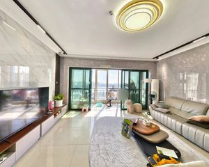 恒大御景半岛 大四房 东南向高层望江 新装修拎包入住