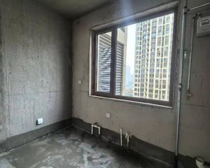 云玺首府 南向四居 低层简装大宅 172平米宜居空间