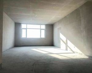 保真!东湖商圈万达保师公园!洋房四室毛坯!钥匙在手!随时看房