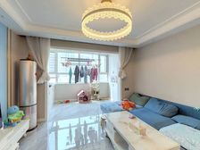 精装3居室..花了30多万装修.现工作调动忍痛出售