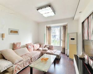 金沙美邻丽锦苑 户型方正采光不错,近地铁口,诚心出售