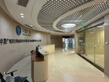 天府二街整层出租 国企风随时入住 23个办公室4个储物间