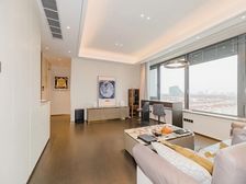 融创徐汇滨江壹号 3室2厅,横厅,2南1北,精装修,带车位。