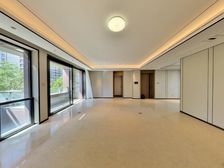 宝能·公馆 3室2厅,2南1北,横厅,南北通,精装带车位。