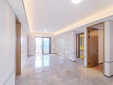 中粮瑞虹海景壹号 满五 临地铁 商圈成熟 产权清晰 正南朝向